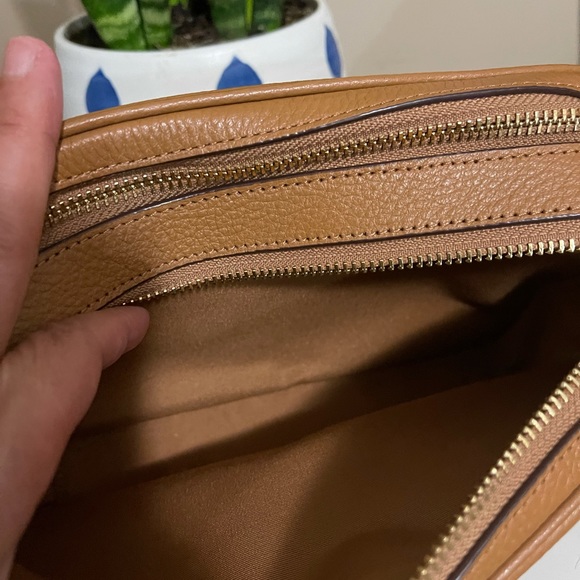 SOLD-Coach Camera Bag - Picture 3 of 5